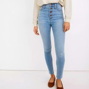 Madewell 11" High-Rise Roadtripper Jeans in Beckwith Wash Button Fly